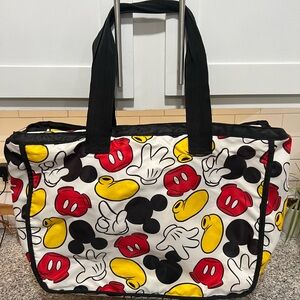 Disney Tote Bag with zipper.. Great condition only used 1 time.